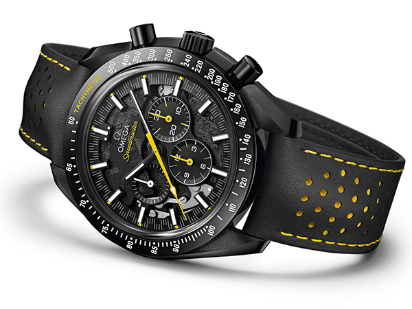 من معرض Baselworld: تعرف على ساعةOmega Speedmaster Dark Side of the Moon Apollo 8
